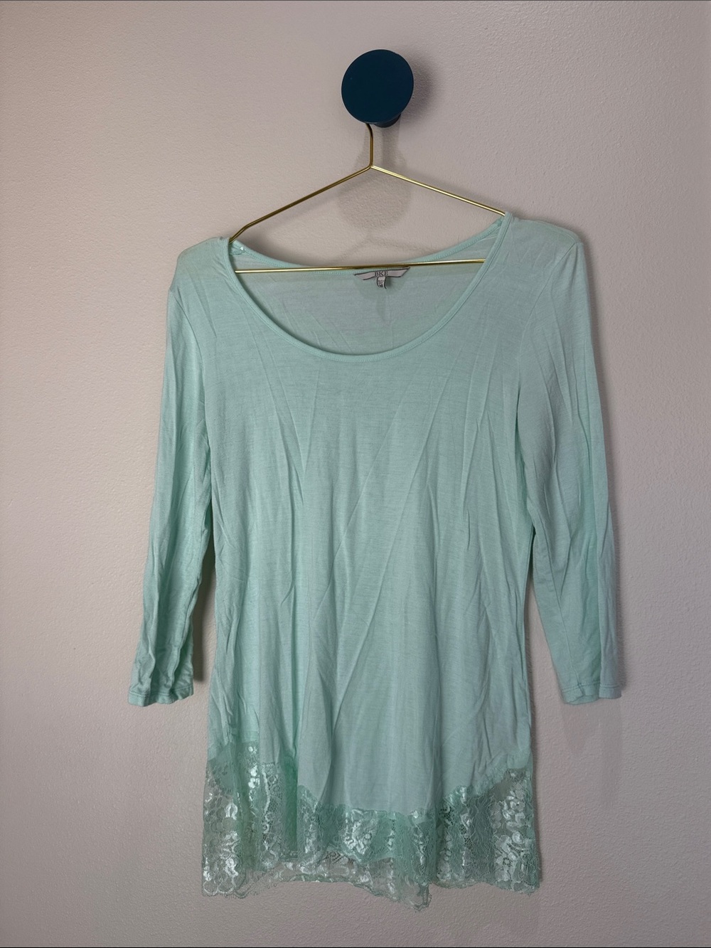 BKE Mint 3/4 Sleeve Scoop-Neck Tunic with Lace Hem